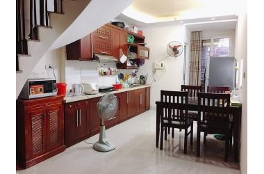 Nhà khu P.Lô Hồ Tùng Mậu, 4.5 tỷ, 52m2 ở ngay